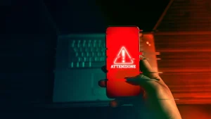 Caso prof accoltellata: segnali sui social ignorati? Perché i genitori devono controllare sicurezza sui social network