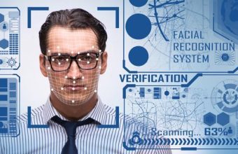 Sistema di riconoscimento facciale in uso.